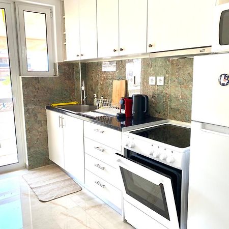 Quiet Near Subway And Acropolis 2 Bedrooms Apt Athens Ngoại thất bức ảnh