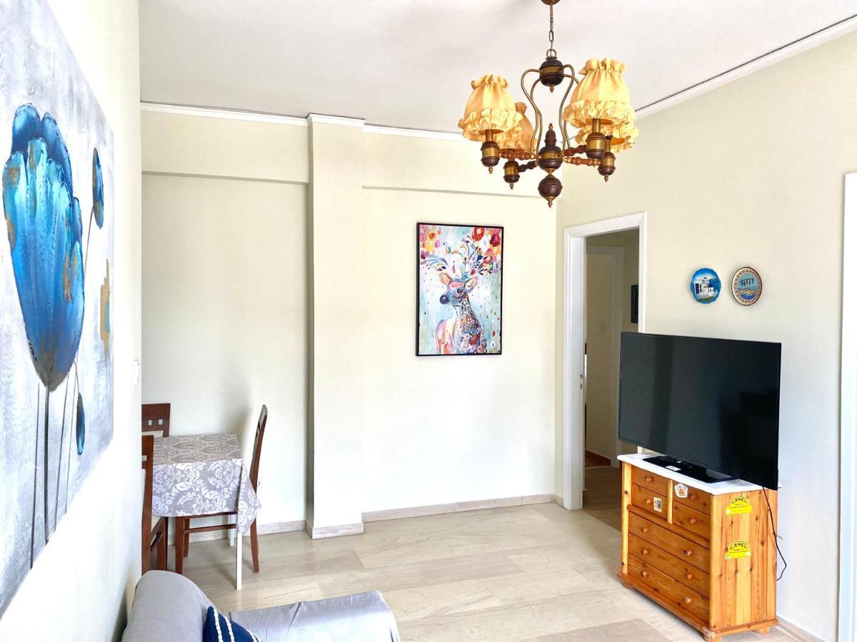 Quiet Near Subway And Acropolis 2 Bedrooms Apt Athens Ngoại thất bức ảnh
