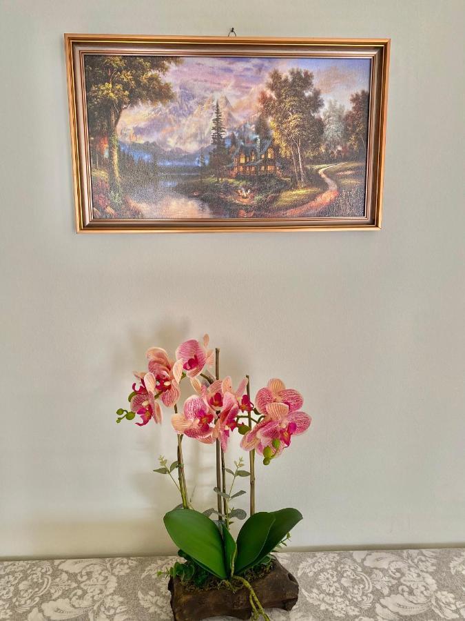 Quiet Near Subway And Acropolis 2 Bedrooms Apt Athens Ngoại thất bức ảnh