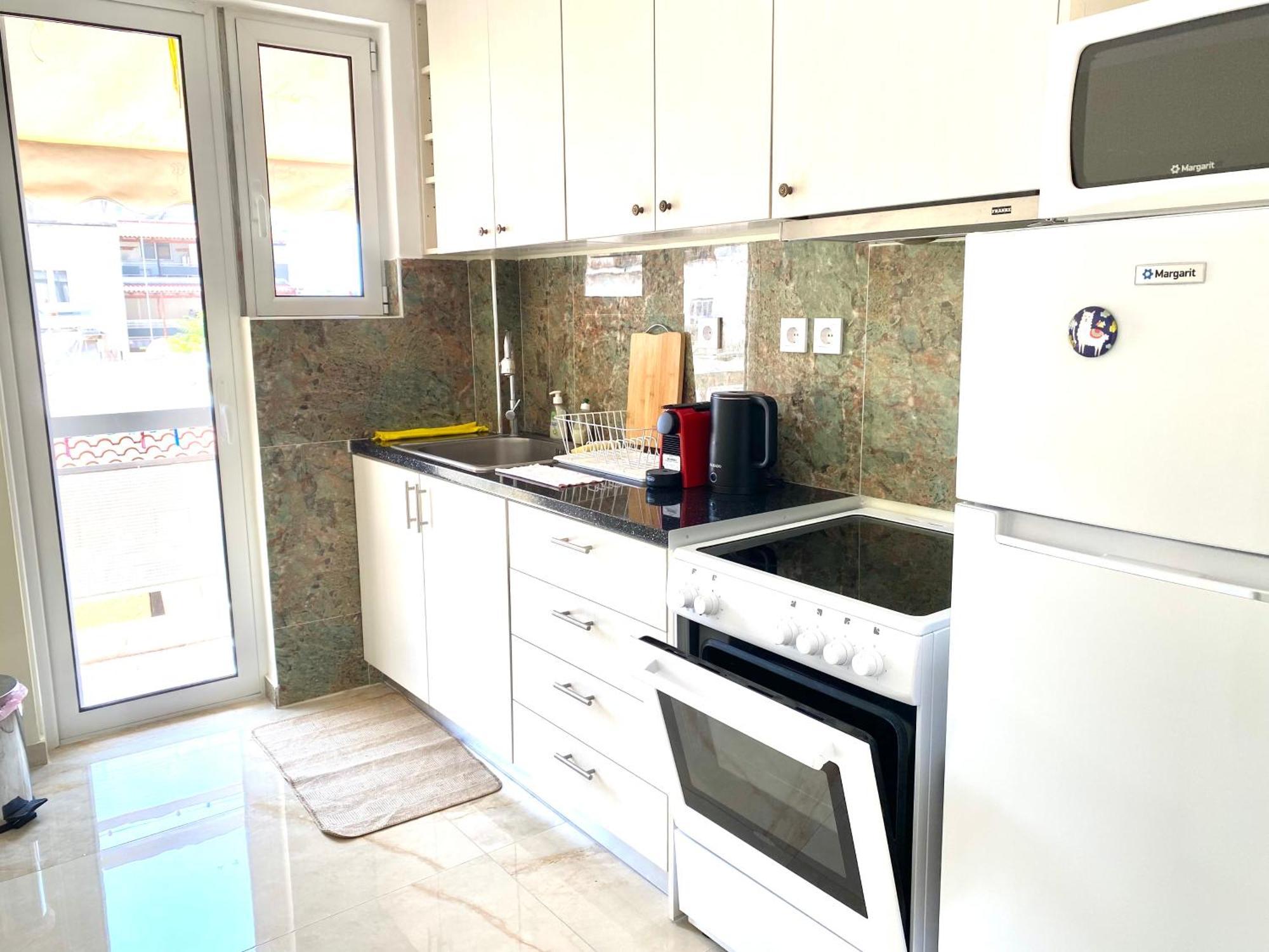 Quiet Near Subway And Acropolis 2 Bedrooms Apt Athens Ngoại thất bức ảnh